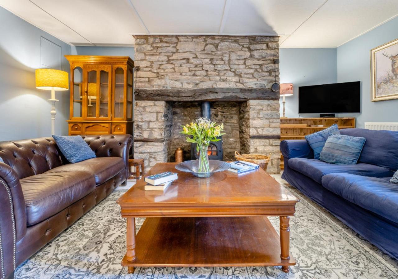 Castell Madoc Cottages Lower Chapel Экстерьер фото